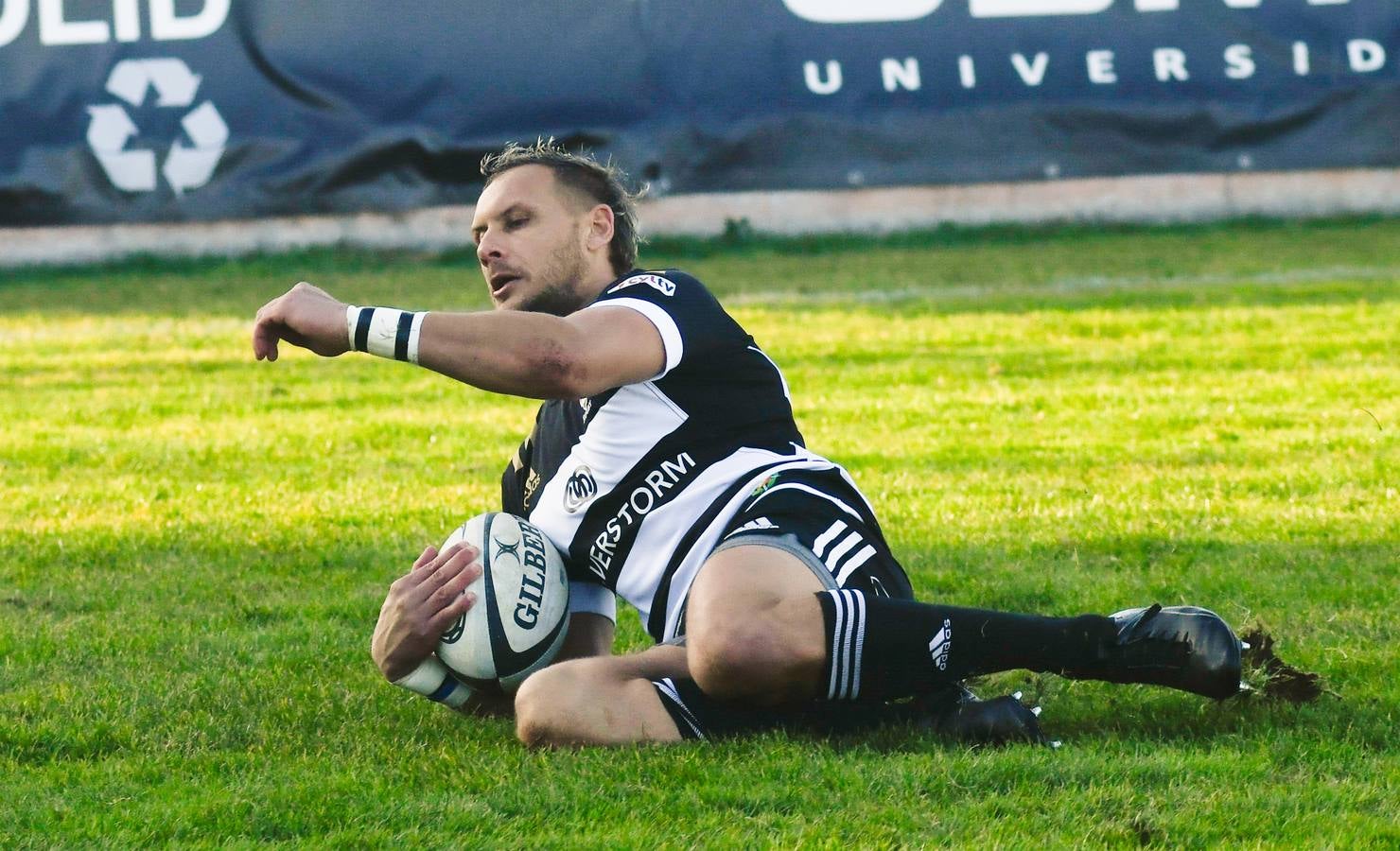 Fotos: Partido de rugby entre SilverStorm El Salvador y el Getxo Artea RT