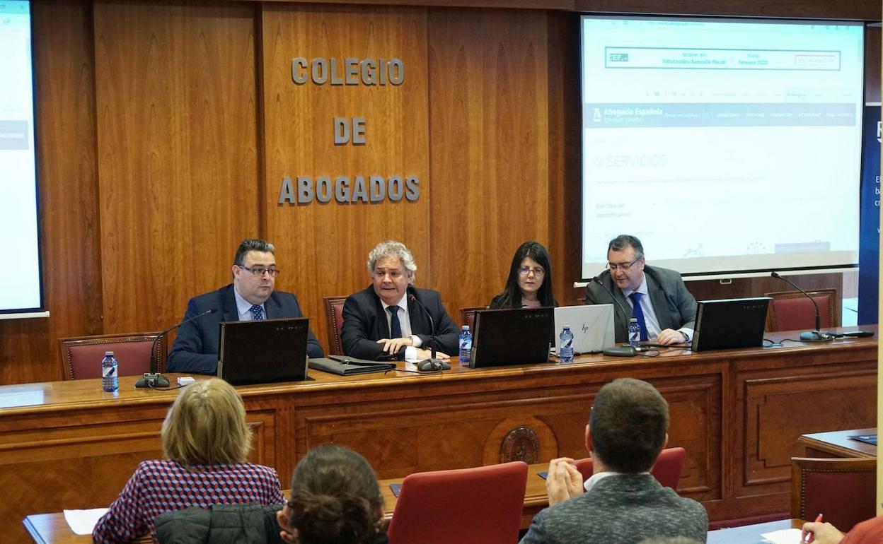 Imagen de un acto celebrado en la sede del Colegio de Abogados de Salamanca. 