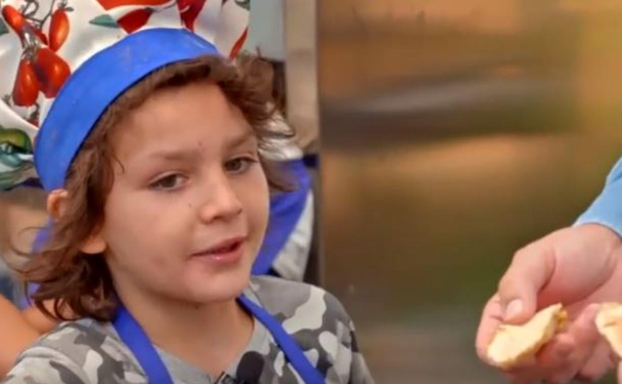 El vallisoletano Javier, en un momento del primer programa de Masterchef Junior 8.