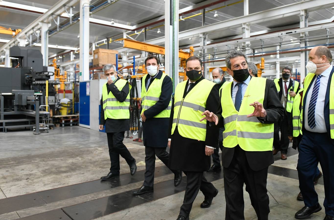 Fotos: El ministro José Luis Ábalos visita los talleres de Renfe del Páramo de San Isidro en Valladolid