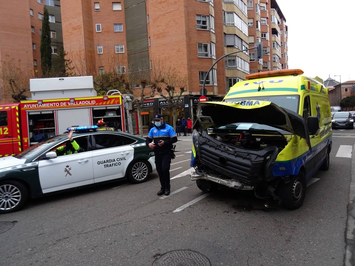 El suceso ha ocurrido en cruce de la calle Don Sancho con la calle Merced de la capital.