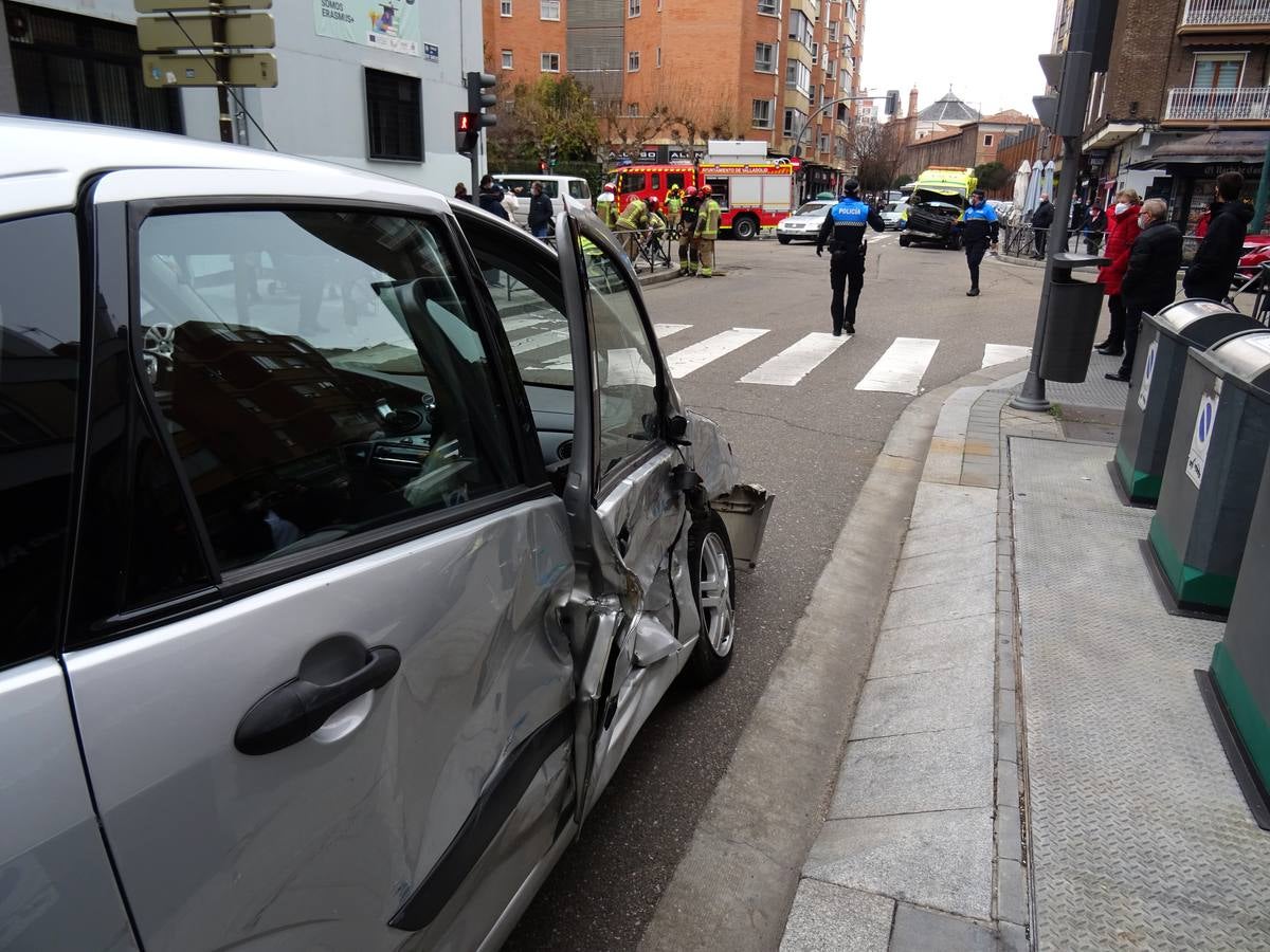 El suceso ha ocurrido en cruce de la calle Don Sancho con la calle Merced de la capital.