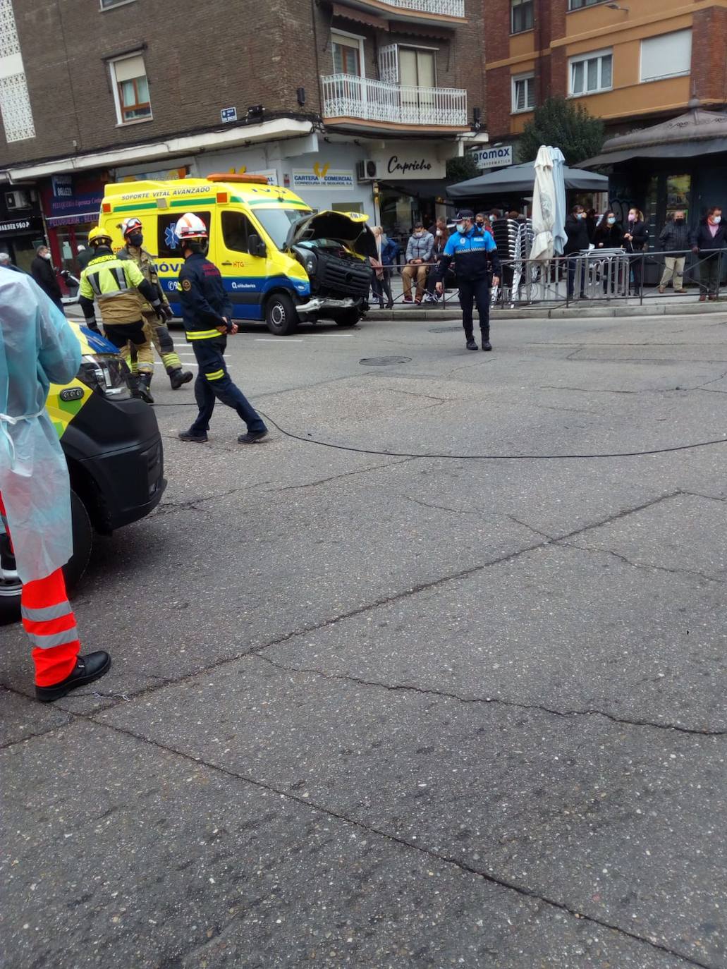 El suceso ha ocurrido en cruce de la calle Don Sancho con la calle Merced de la capital.