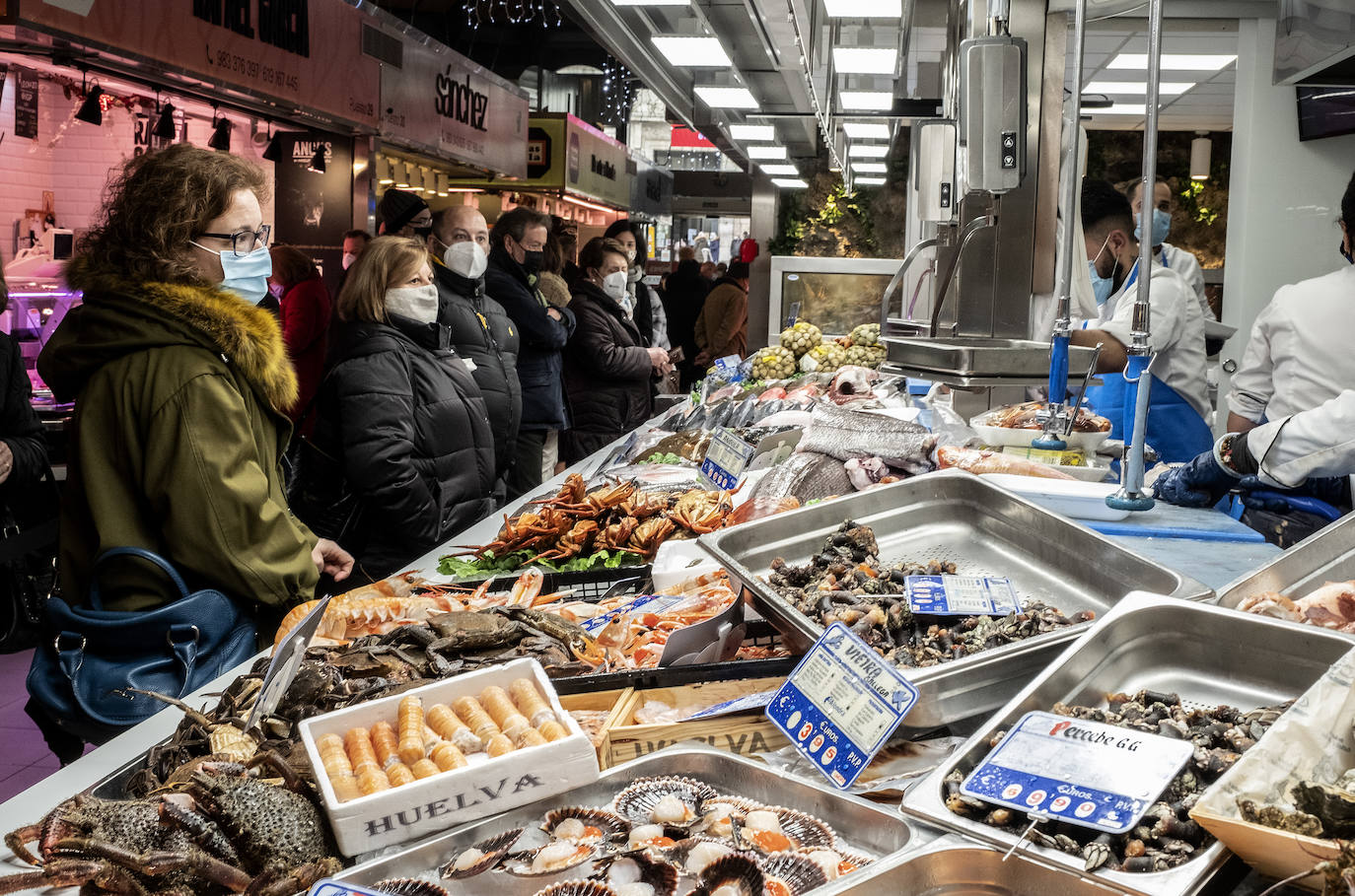 Fotos: Los mercados de preparan para las compras de Navidad