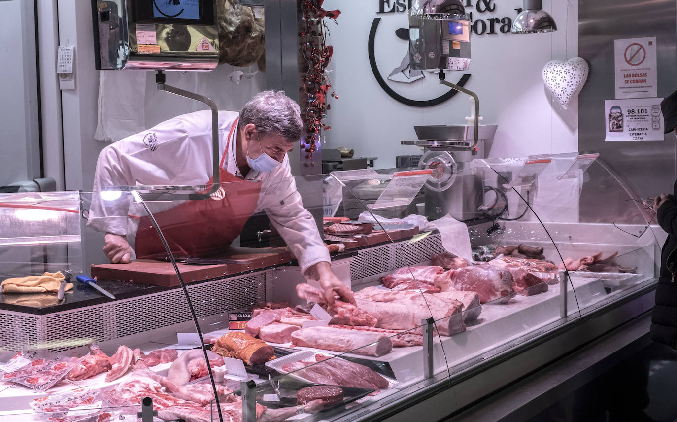 Fotos: Los mercados de preparan para las compras de Navidad