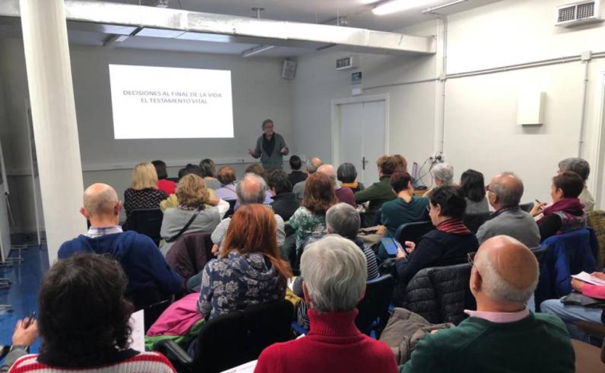 Exposición sobre la muerte digna, el año pasado en la Torrente Ballester.