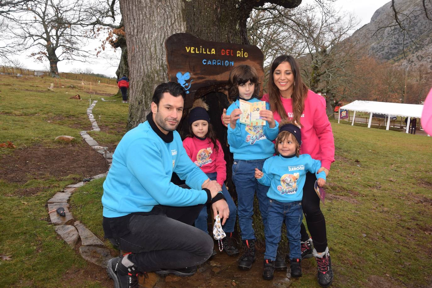 Jornada inaugural de las visitas a la casa del Ratoncito Pérez en Velilla del Río Carrión.