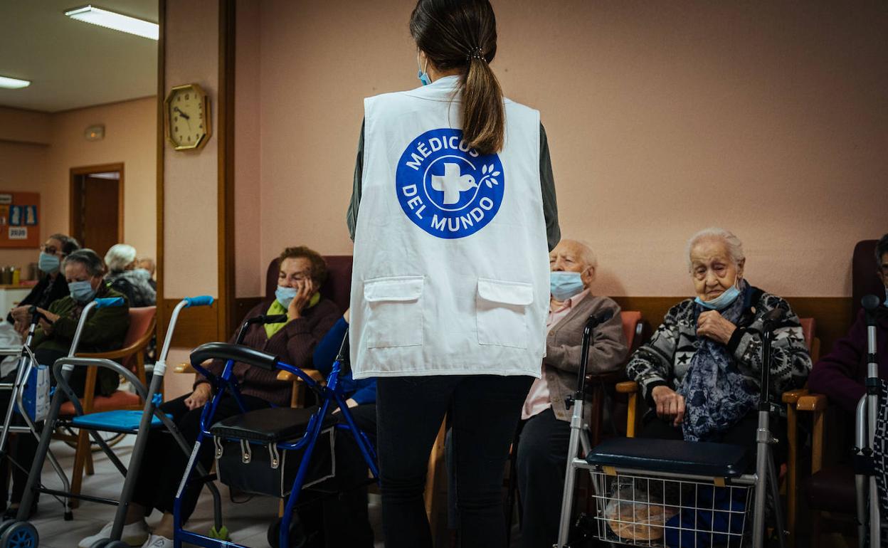 Trabajo de Médicos del Mundo en las residencias de Castilla y León. 