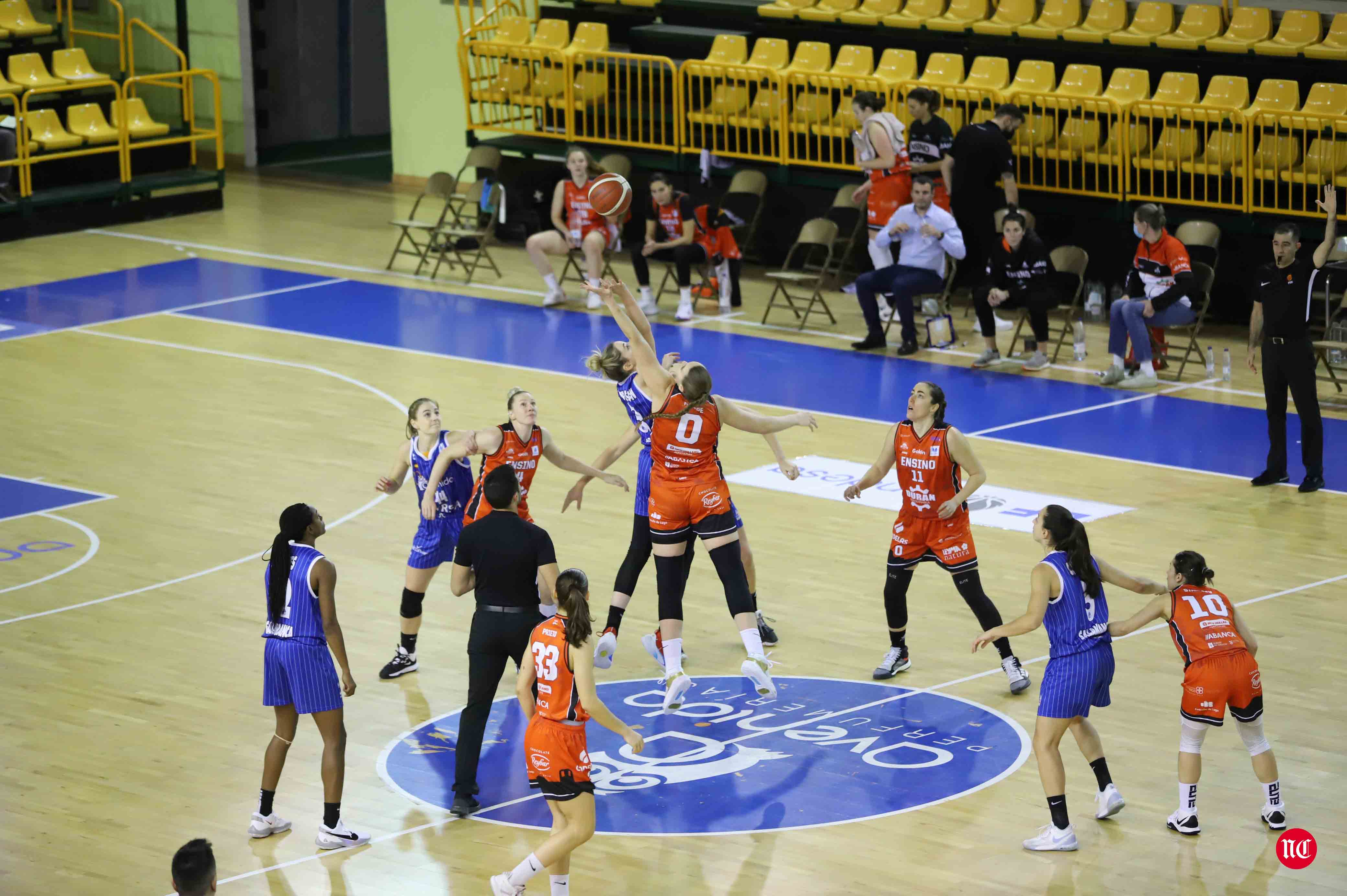 Fotos: Avasallador inicio de la segunda vuelta para el CB Avenida (80-45)