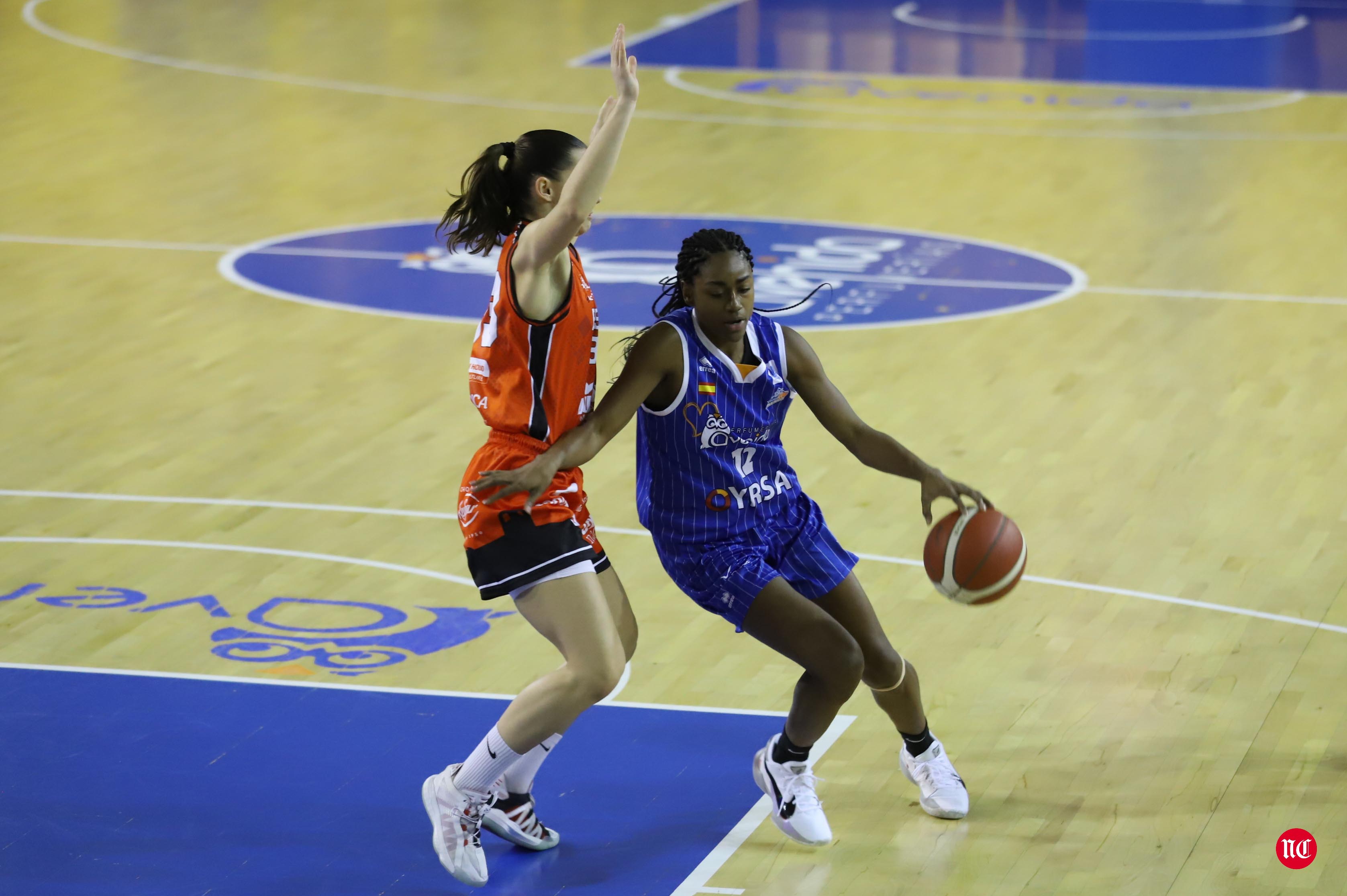 Fotos: Avasallador inicio de la segunda vuelta para el CB Avenida (80-45)