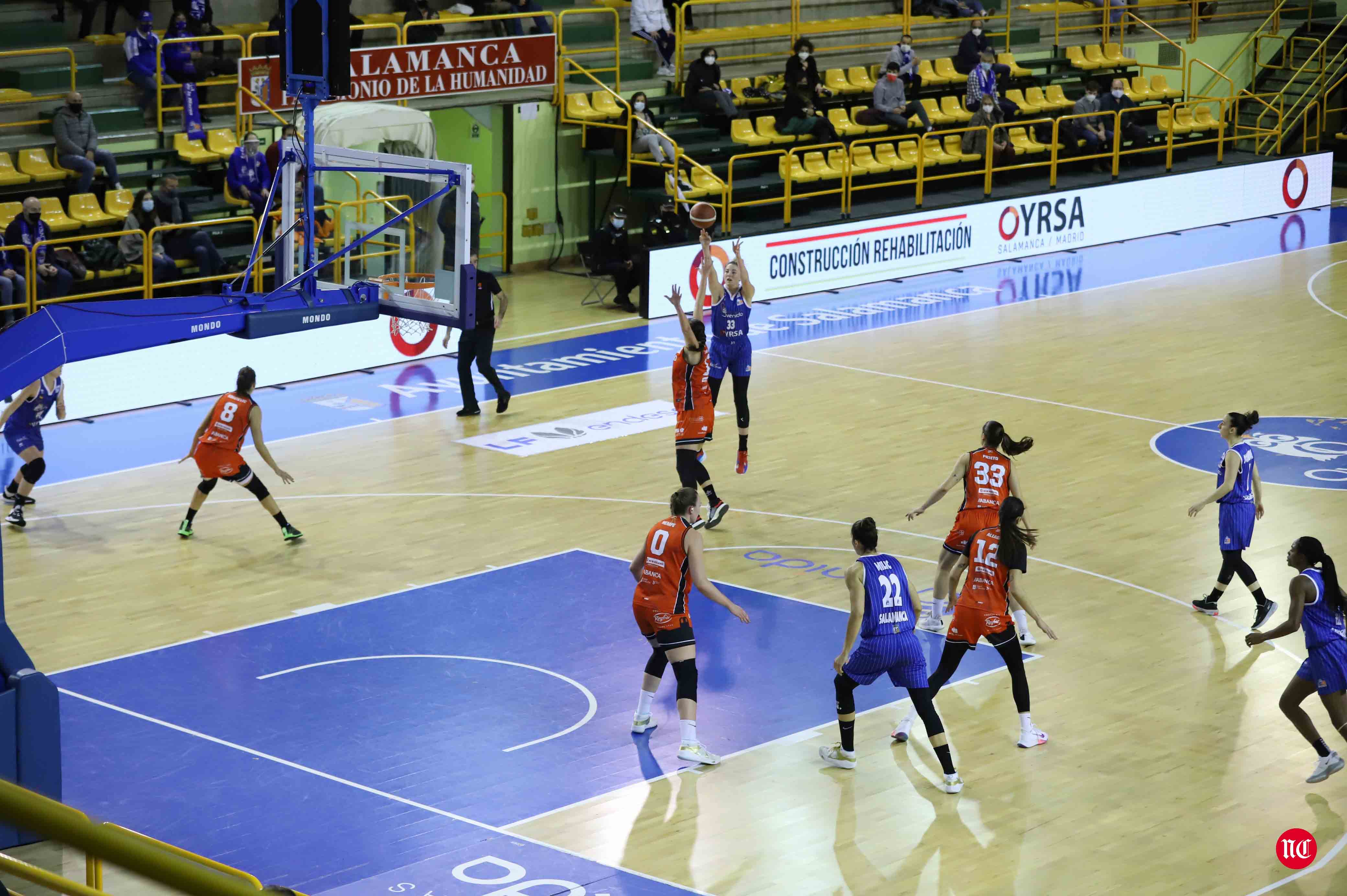 Fotos: Avasallador inicio de la segunda vuelta para el CB Avenida (80-45)