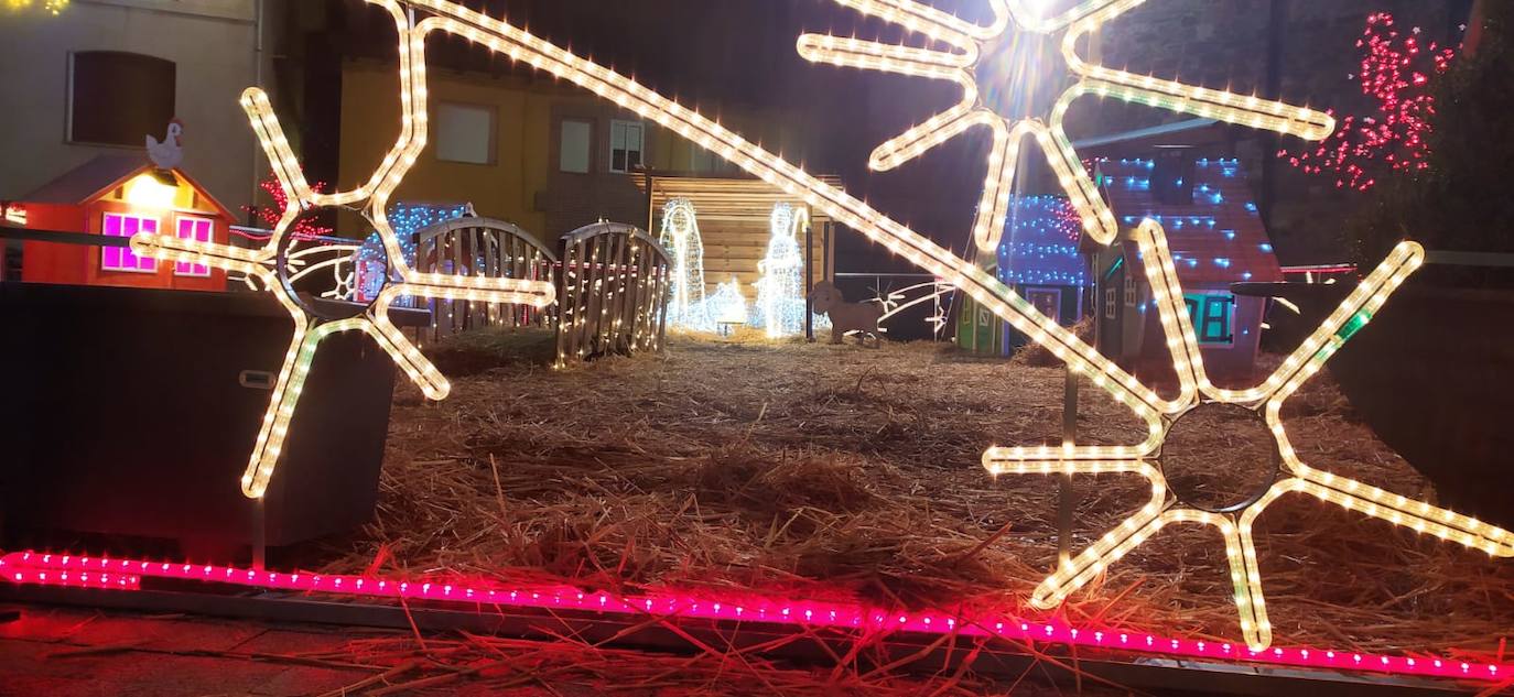 Iluminación navideña en Velilla del Río Carrión. 