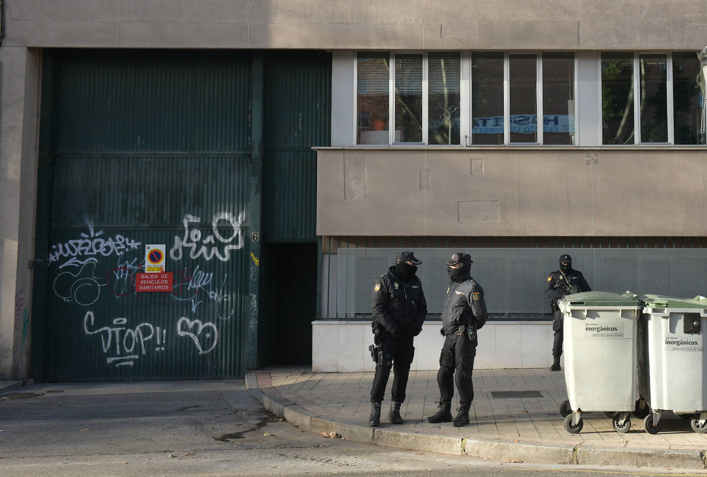 Fotos: Llegan las primeras dosis de la vacuna de Pfizer a Valladolid