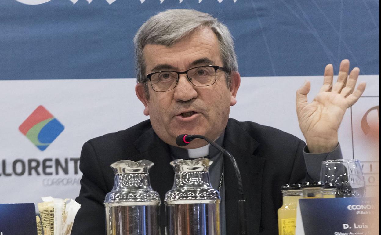 El obispo auxiliar de Valladolid, Luis Argüello. 