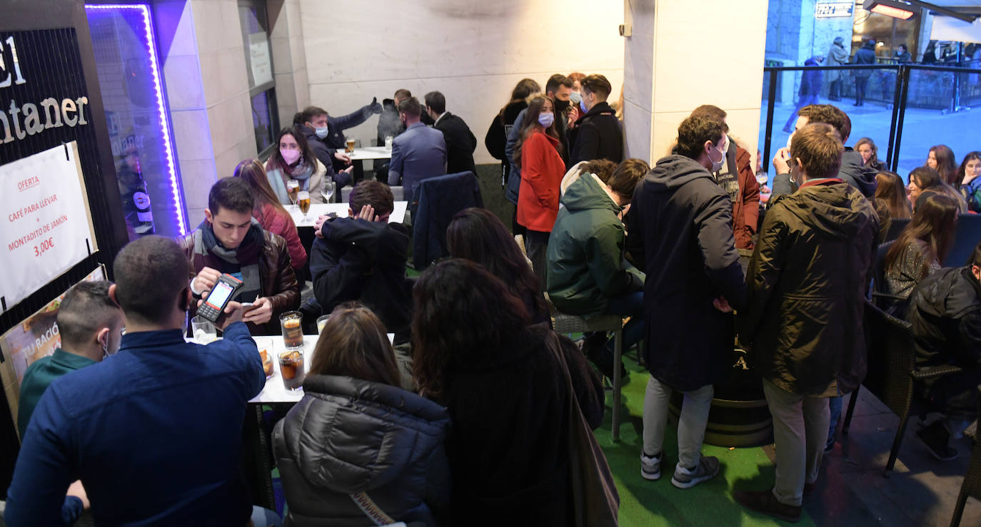 Fotos: Los vallisoletanos aprovechan la mañana y la tarde de Nochevieja para despedir el año