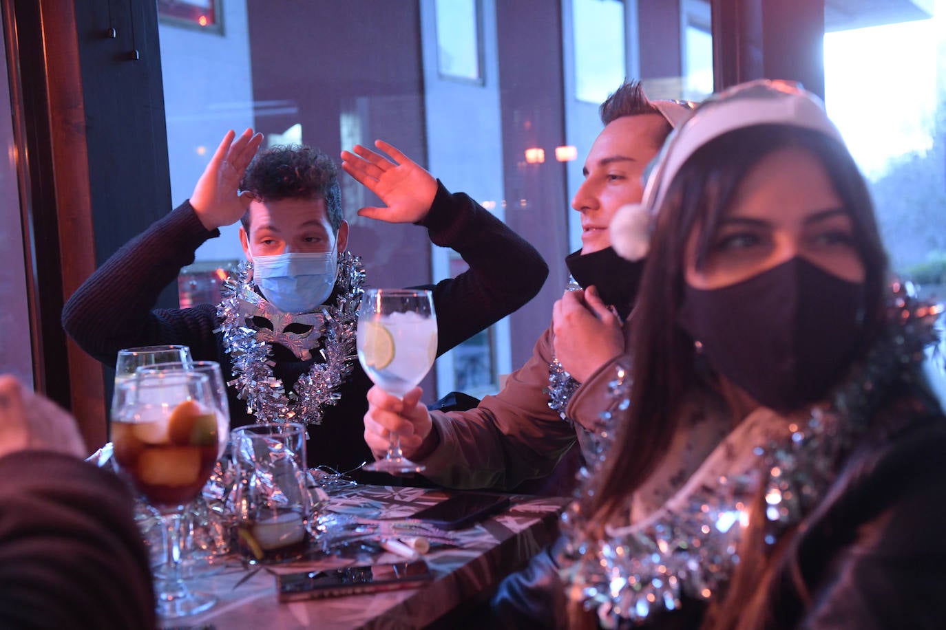 Fotos: Los vallisoletanos aprovechan la mañana y la tarde de Nochevieja para despedir el año