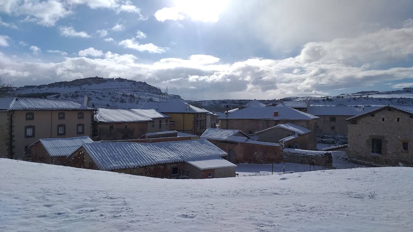 Fotos: Nieve en Valoria de Aguilar