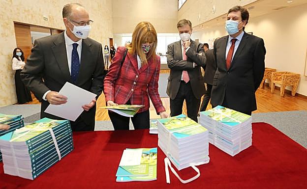 La Junta empleará 16,52 millones cada día de 2021 para abrir sus centros de trabajo