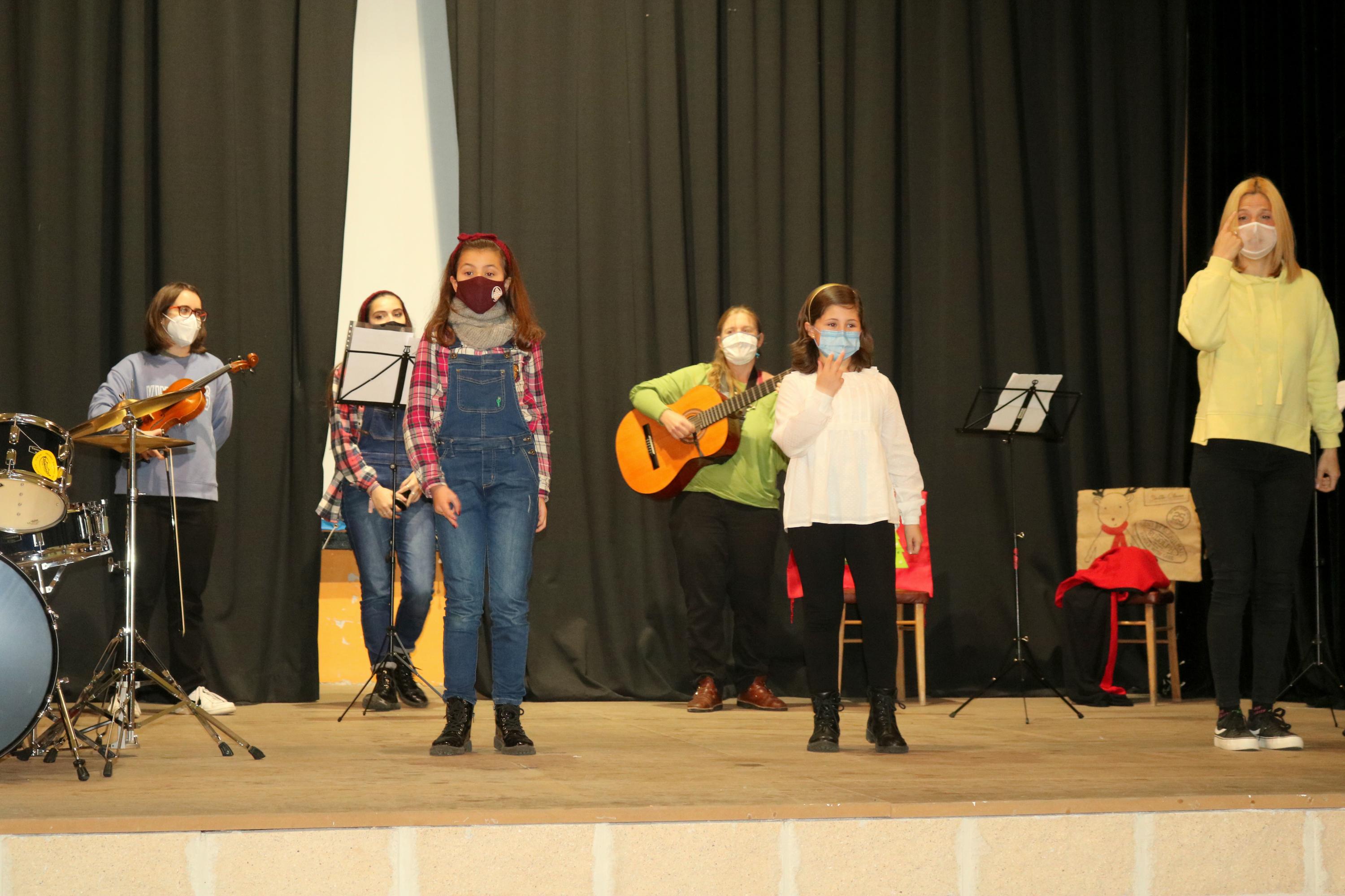 Los alumnos de la Escuela y Banda de Música Comarcal ofrecieron diversas actuaciones navideñas