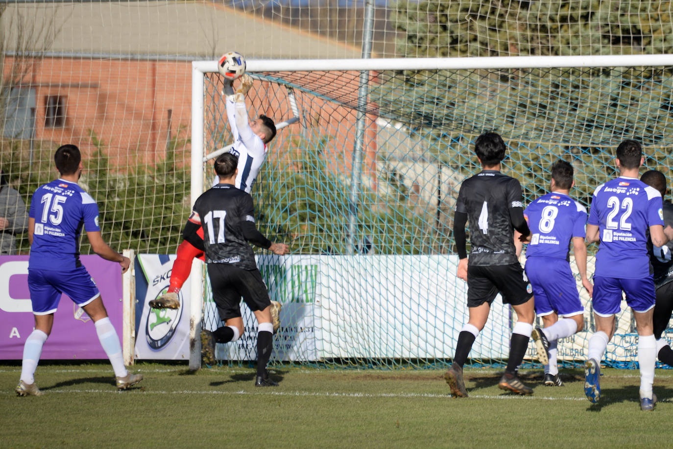 Los palentinos suman tres puntos por primera vez esta campaña.