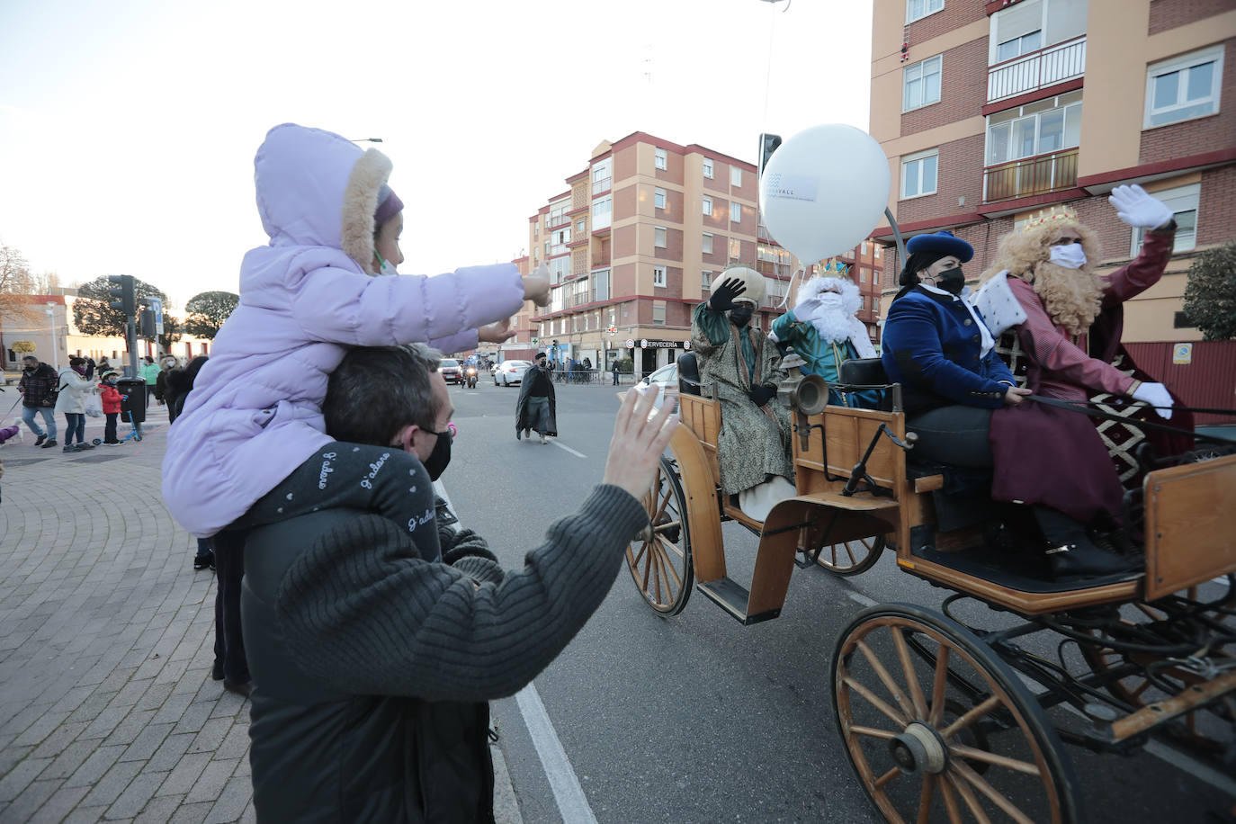 Fotos: La extraña Cabalgata de Reyes en Valladolid