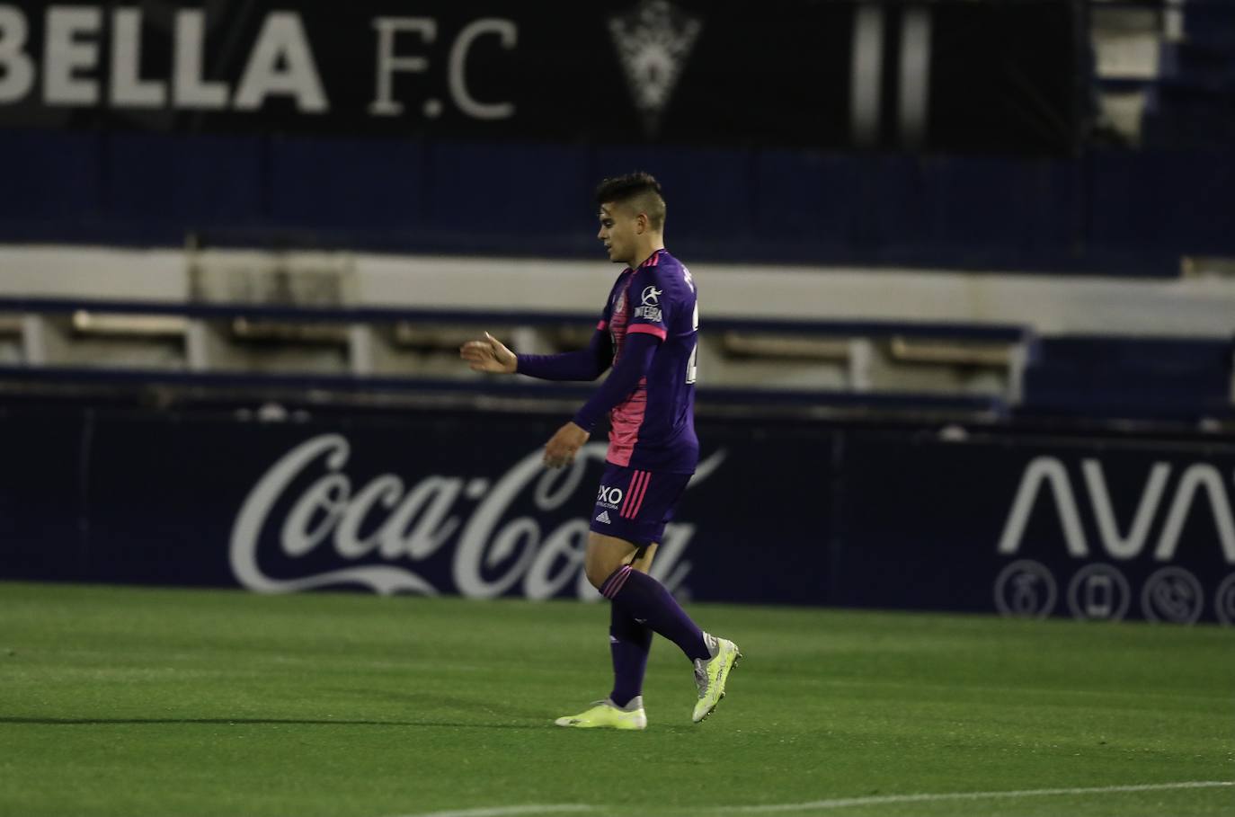 Fotos: Marbella-Real Valladolid