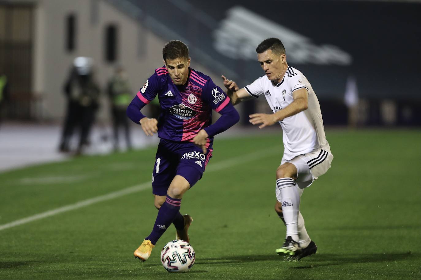 Fotos: Marbella-Real Valladolid