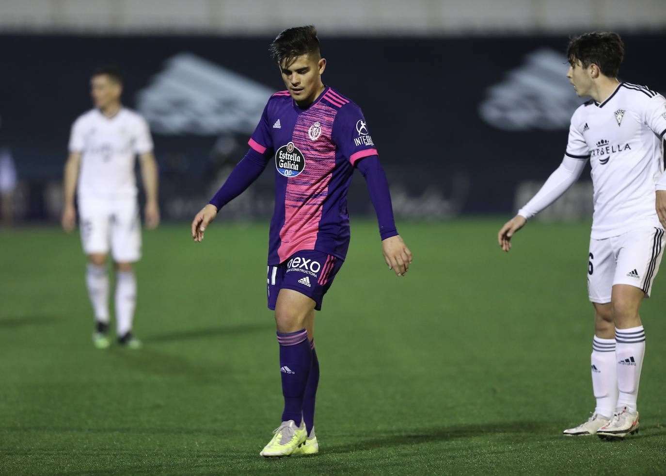 Fotos: Marbella-Real Valladolid