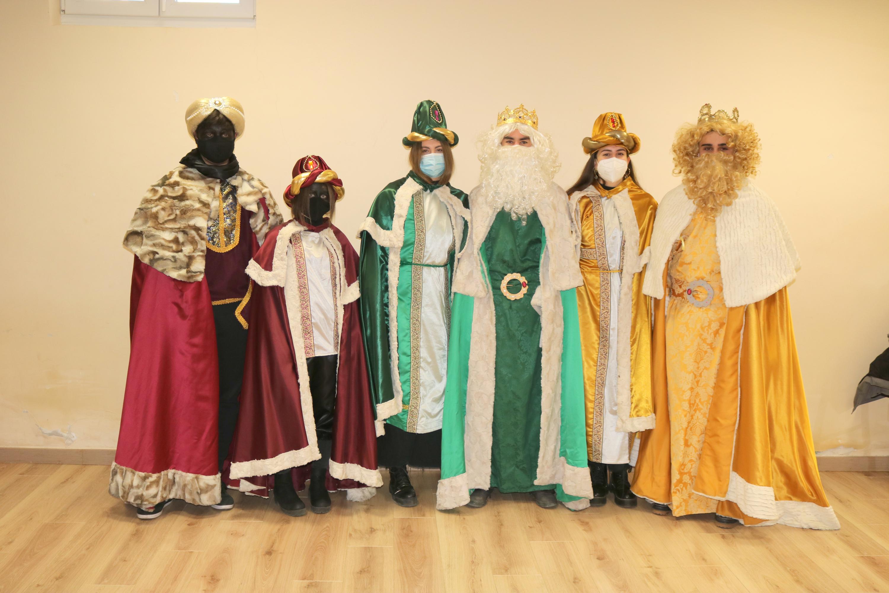 Los Reyes Magos visitaron a los niños baltanasiegos 