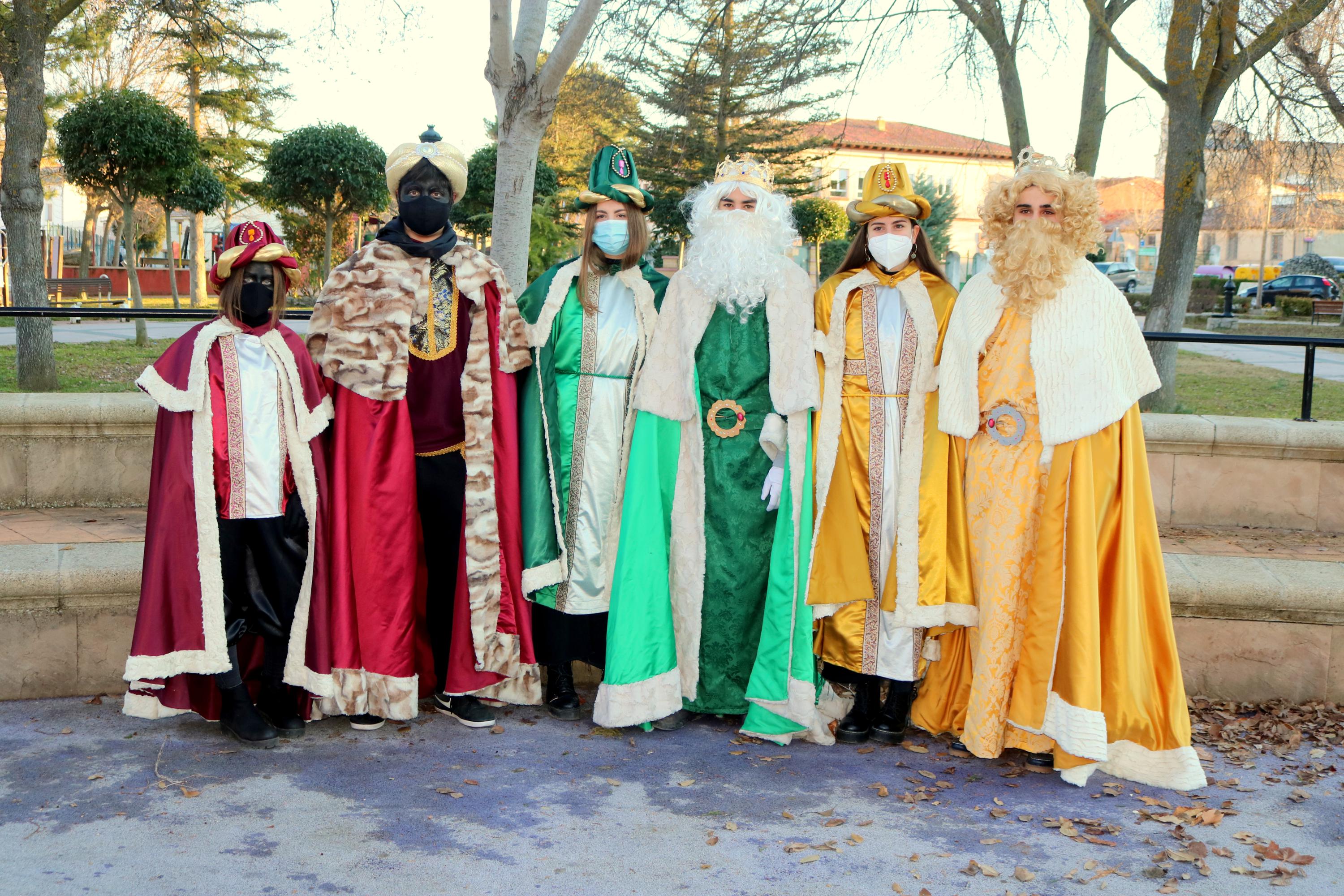 Los Reyes Magos visitaron a los niños baltanasiegos 