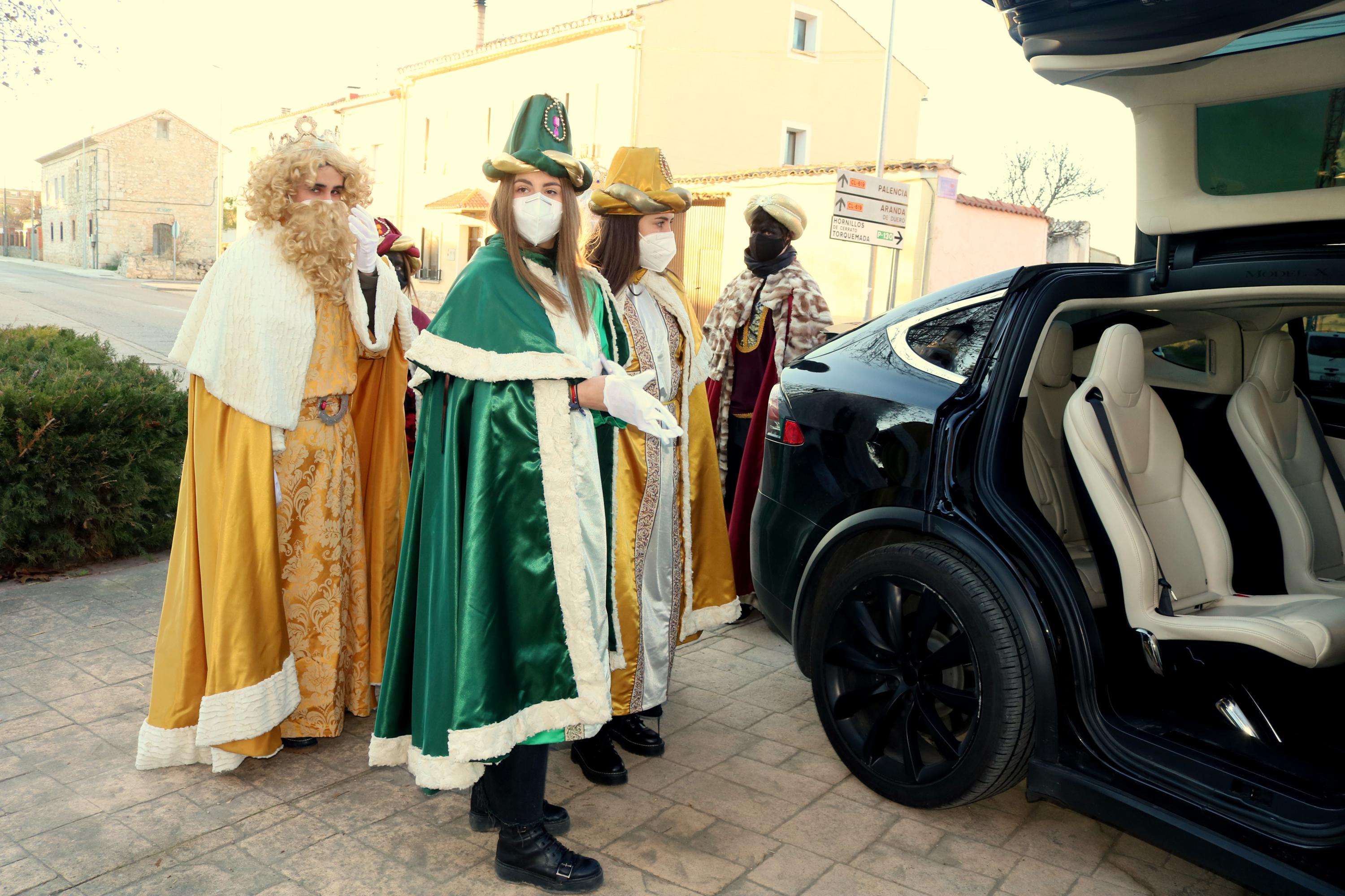 Los Reyes Magos visitaron a los niños baltanasiegos 
