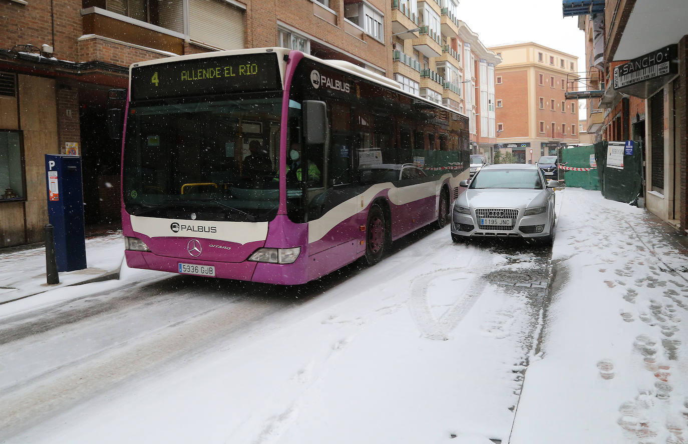 Fotos: Así ha funcionado el dispositivo de vialidad en la ciudad de Palencia