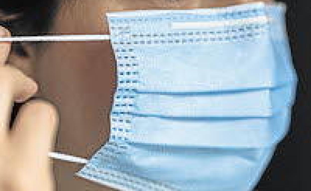 Mascarilla quirúrgica. 