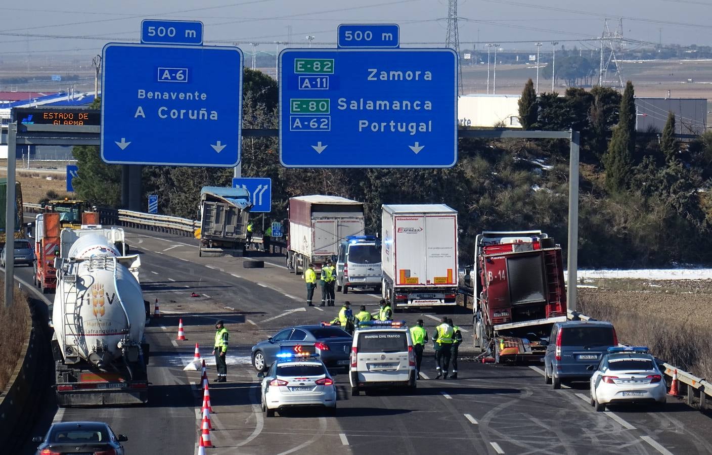 Fotos: Tres camioneros fallecidos en Tordesillas tras sufrir un atropello