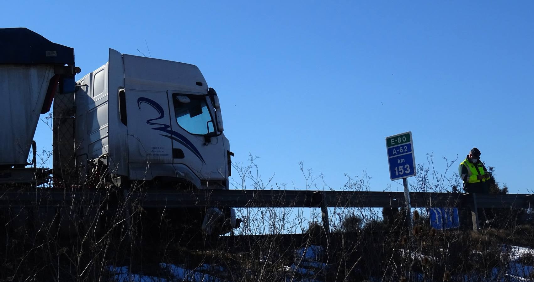 Fotos: Tres camioneros fallecidos en Tordesillas tras sufrir un atropello