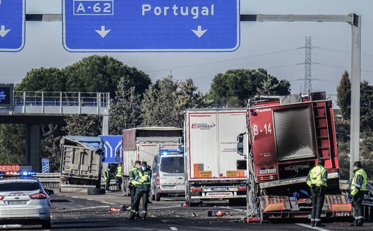 Tres camioneros fallecidos en Tordesillas tras sufrir un atropello