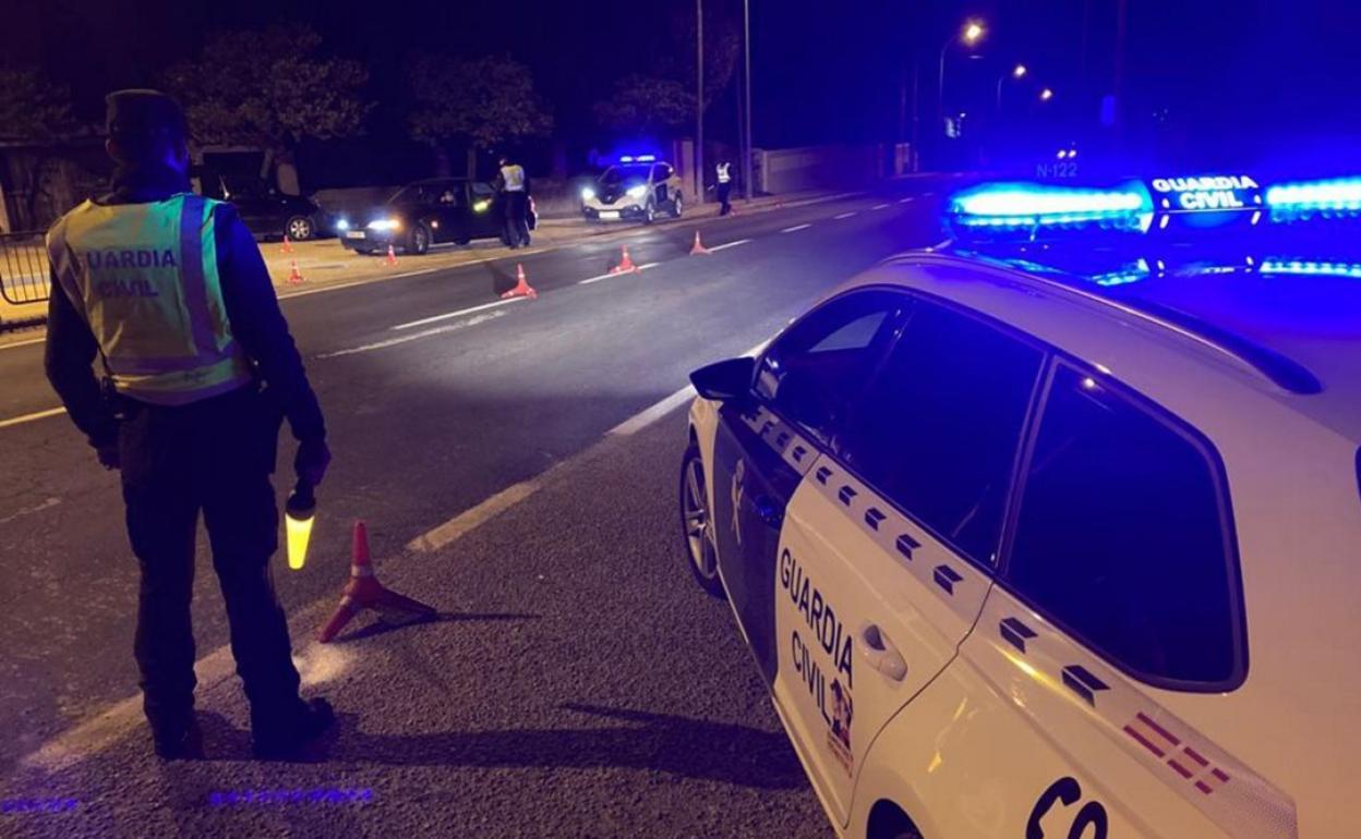 Control del toque de queda en Soria