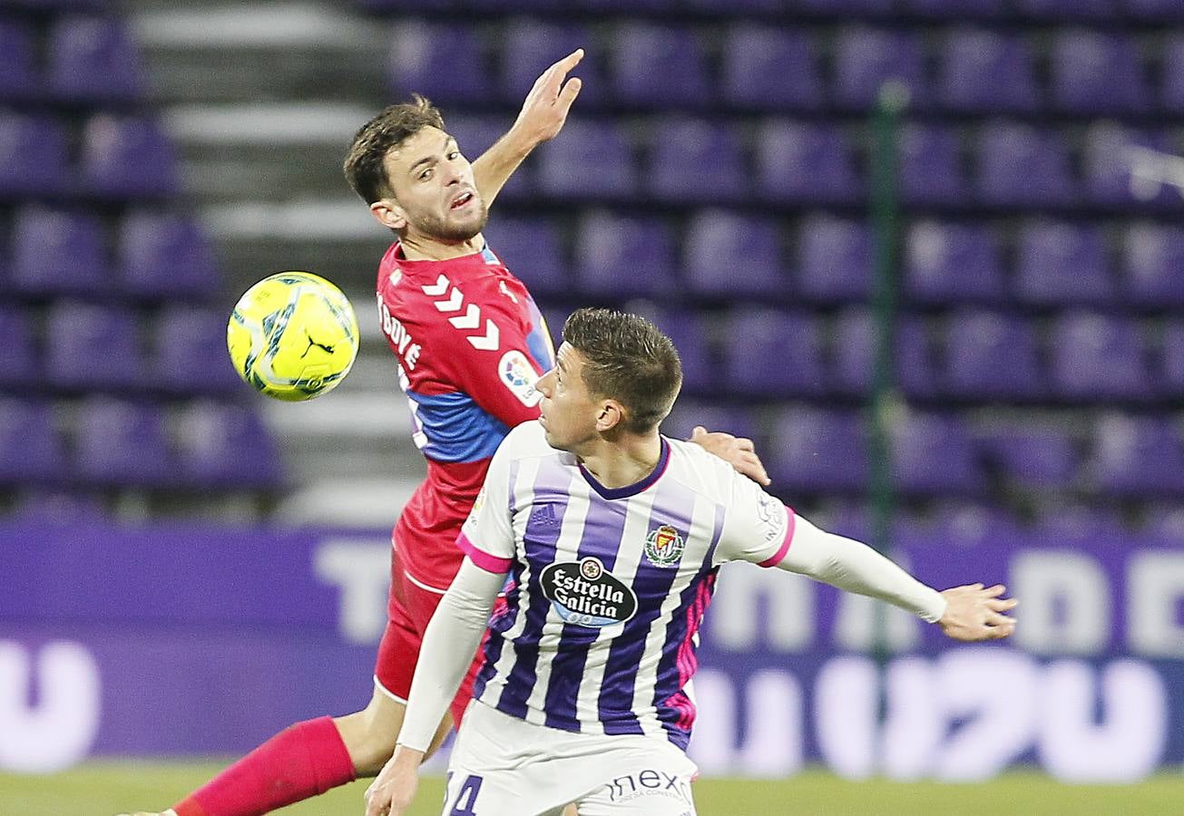 Fotos: Empate del Real Valladolid ante el Elche (2-2 )