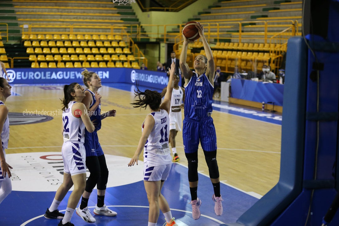 Perfumerías Avenida - Izmit Belediyespor 