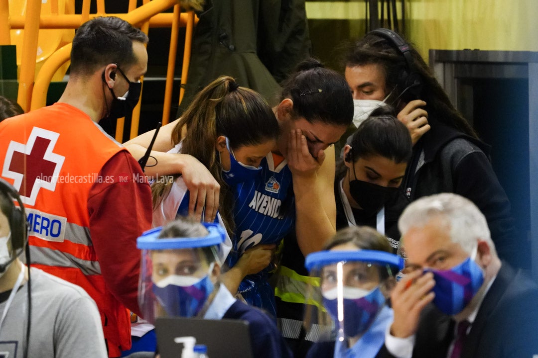 Perfumerías Avenida - Izmit Belediyespor 