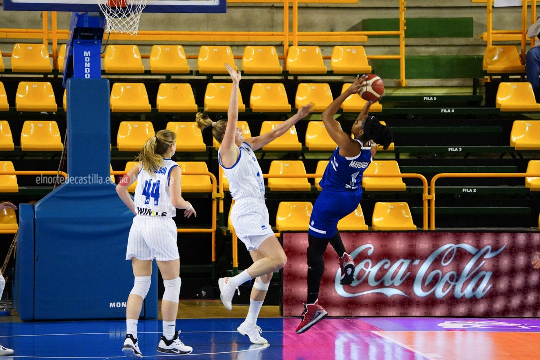 Perfumerías Avenida - Dynamo de Kursk