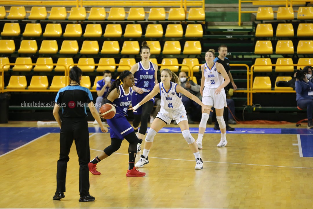 Perfumerías Avenida - Dynamo de Kursk