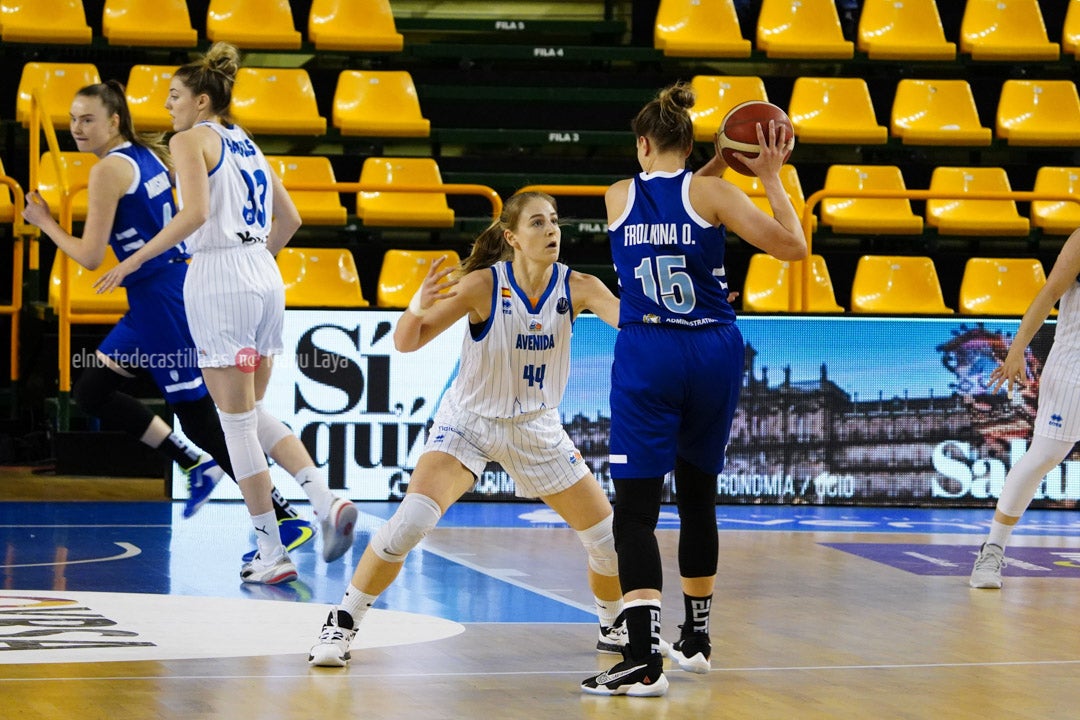 Perfumerías Avenida - Dynamo de Kursk