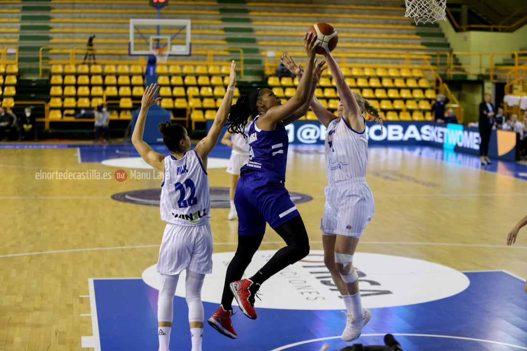 Perfumerías Avenida - Dynamo de Kursk