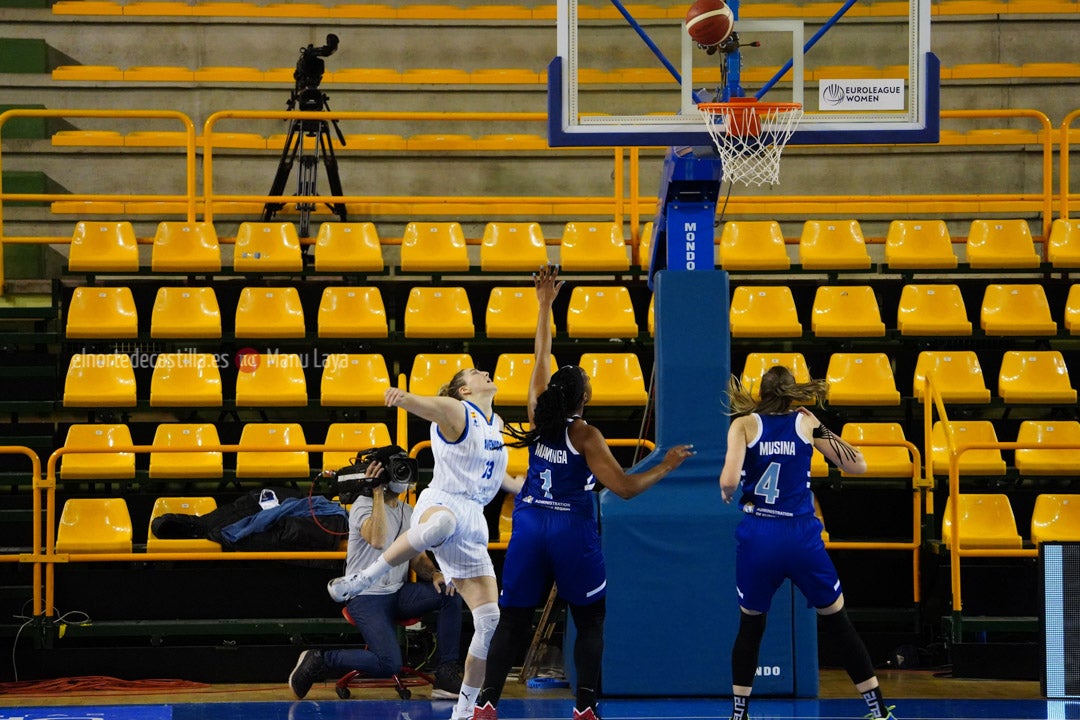 Perfumerías Avenida - Dynamo de Kursk