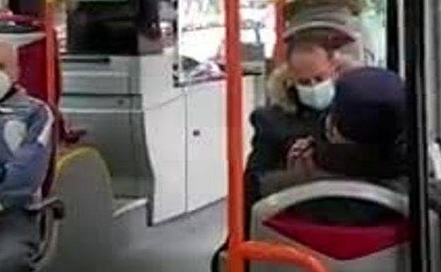 Increpan en Burgos a una persona con trastorno mental por no llevar la mascarilla en el autobús