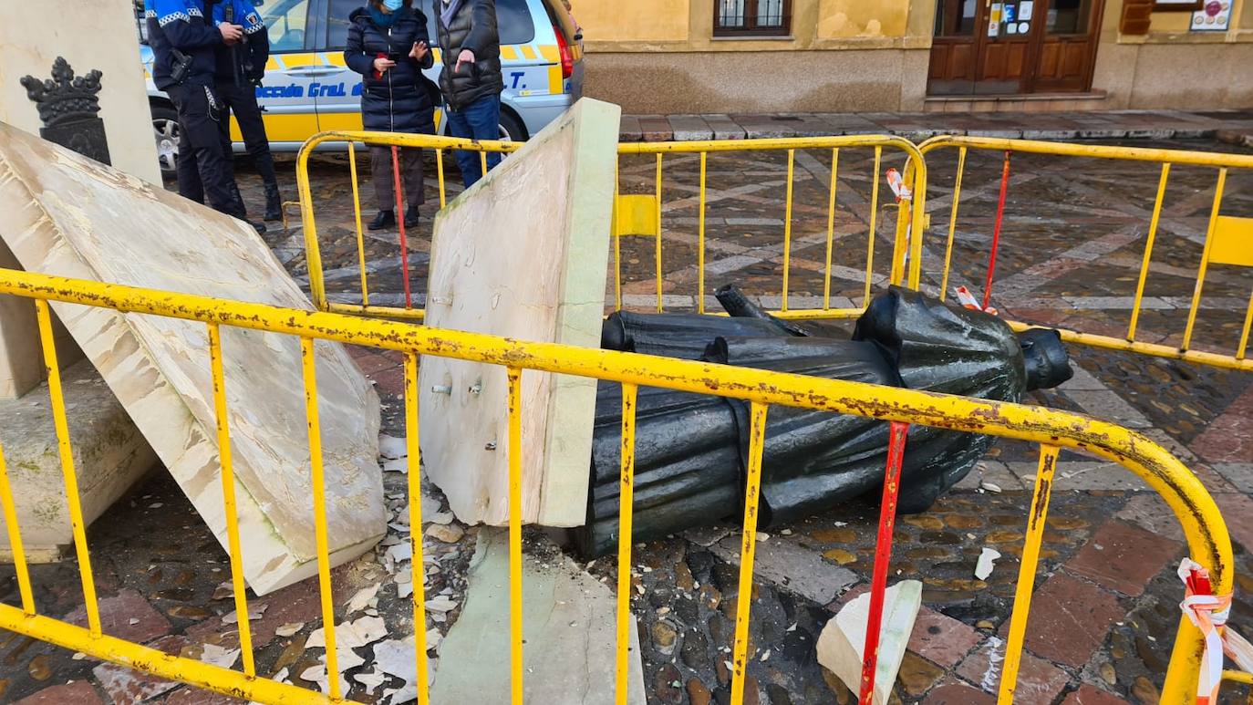 Fotos: Las Cabezadas de León caen al suelo