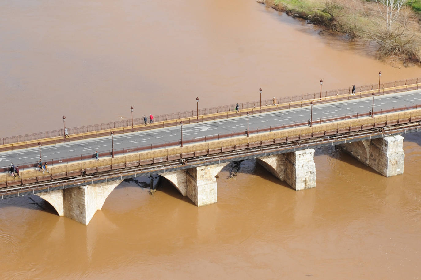 El Pisuerga, a su paso por Valladolid