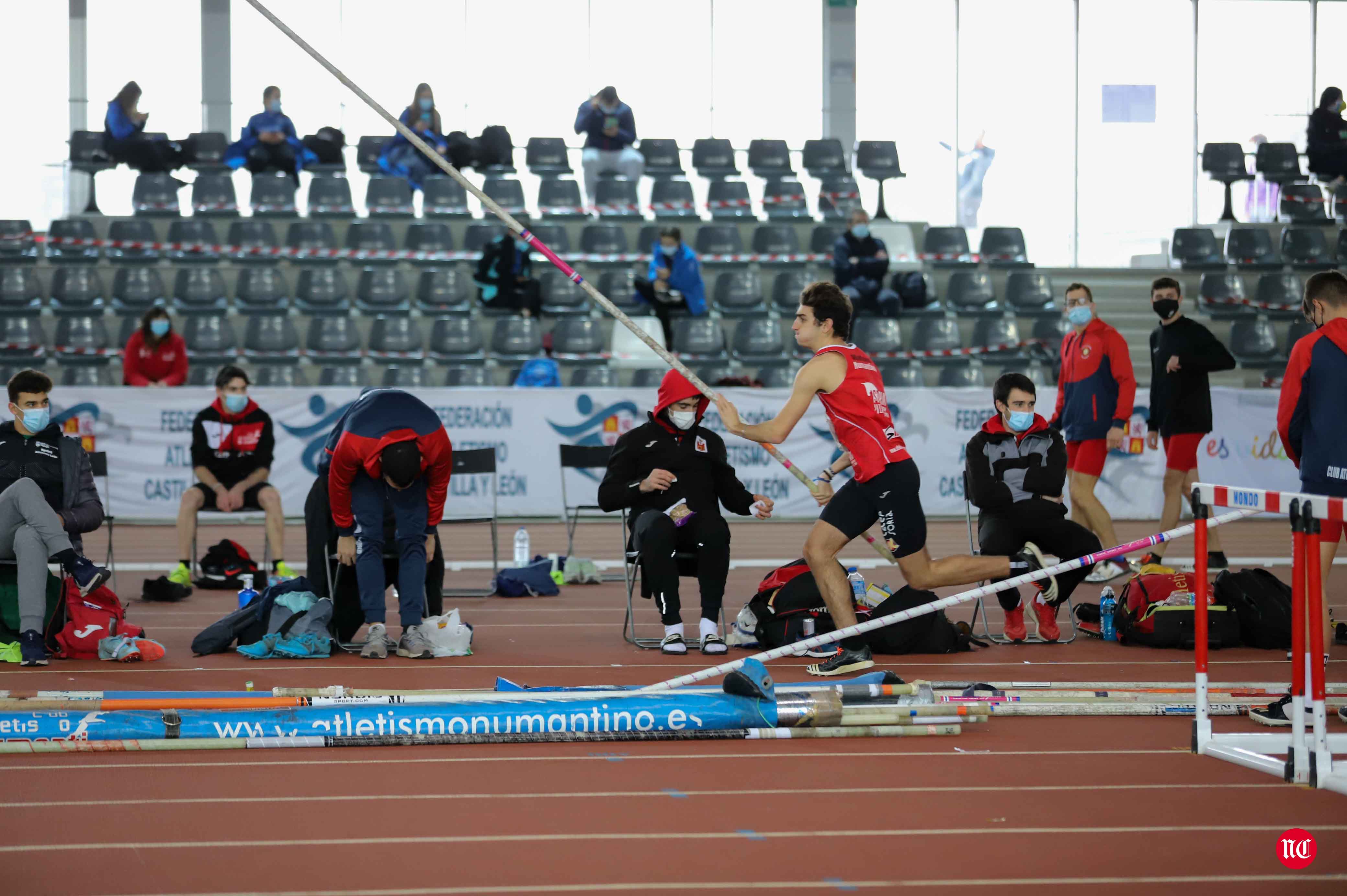 Fotos: Campeonatos autonómicos y controles de atletismo en la jornada del domingo
