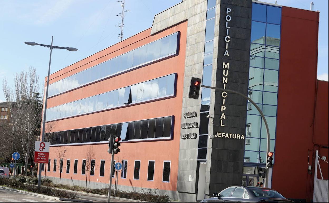 Fachada de la Jefatura de la Policia Municipal de Valladolid.